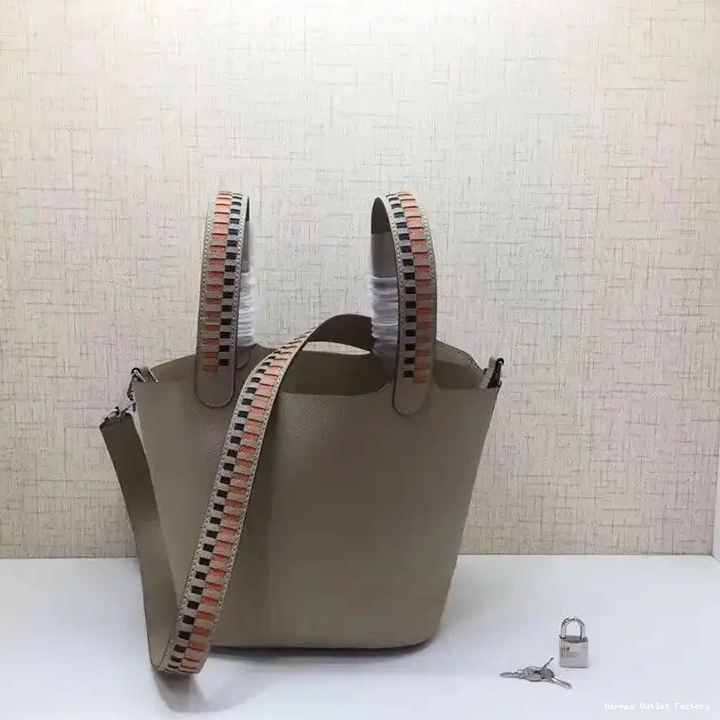 Affordable Hardware Lock Epsom Picotin Palladium Hermes Bag Grey Leather In Tressage 0418